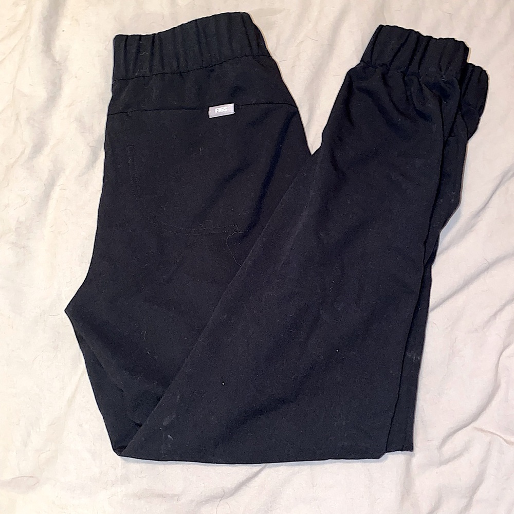 XS figs jogger scrubs